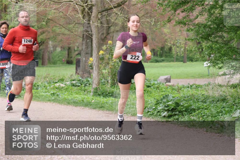 19.04.2026 - Hammer Lauf Lena Gebhardt http://msf.ph/oto/9563362 19.04.2026 10:08:19 Laufen 1800, 1246, 16, 143, 222 meine-sportfotos.de
