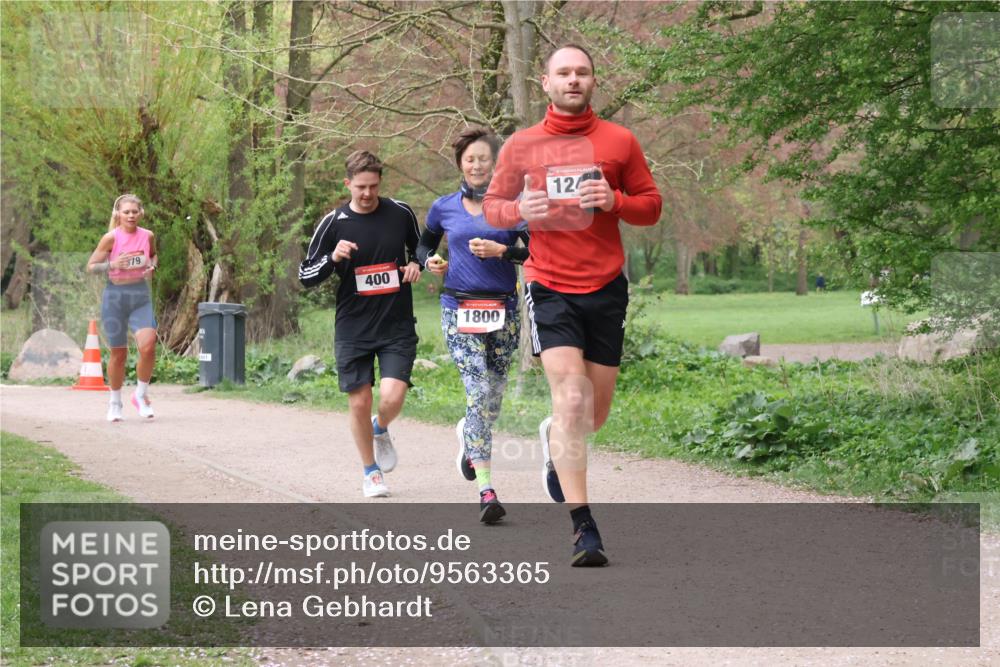 19.04.2026 - Hammer Lauf Lena Gebhardt http://msf.ph/oto/9563365 19.04.2026 10:08:21 Laufen 79, 400, 1800, 12 meine-sportfotos.de