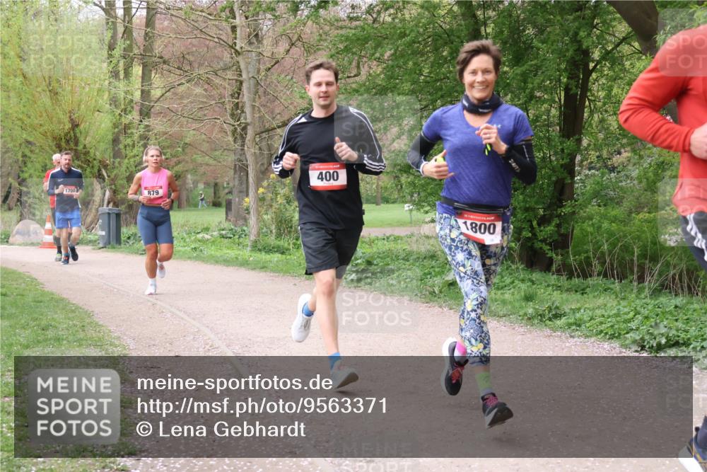 19.04.2026 - Hammer Lauf Lena Gebhardt http://msf.ph/oto/9563371 19.04.2026 10:08:23 Laufen 1700, 879, 400, 1800 meine-sportfotos.de