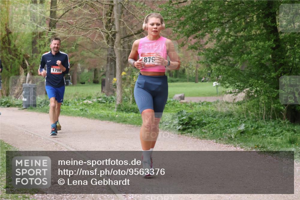 19.04.2026 - Hammer Lauf Lena Gebhardt http://msf.ph/oto/9563376 19.04.2026 10:08:25 Laufen 1700, 16, 879 meine-sportfotos.de