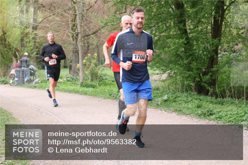 19.04.2026 - Hammer Lauf Lena Gebhardt http://msf.ph/oto/9563382 19.04.2026 10:08:28 Laufen 672, 1700 meine-sportfotos.de