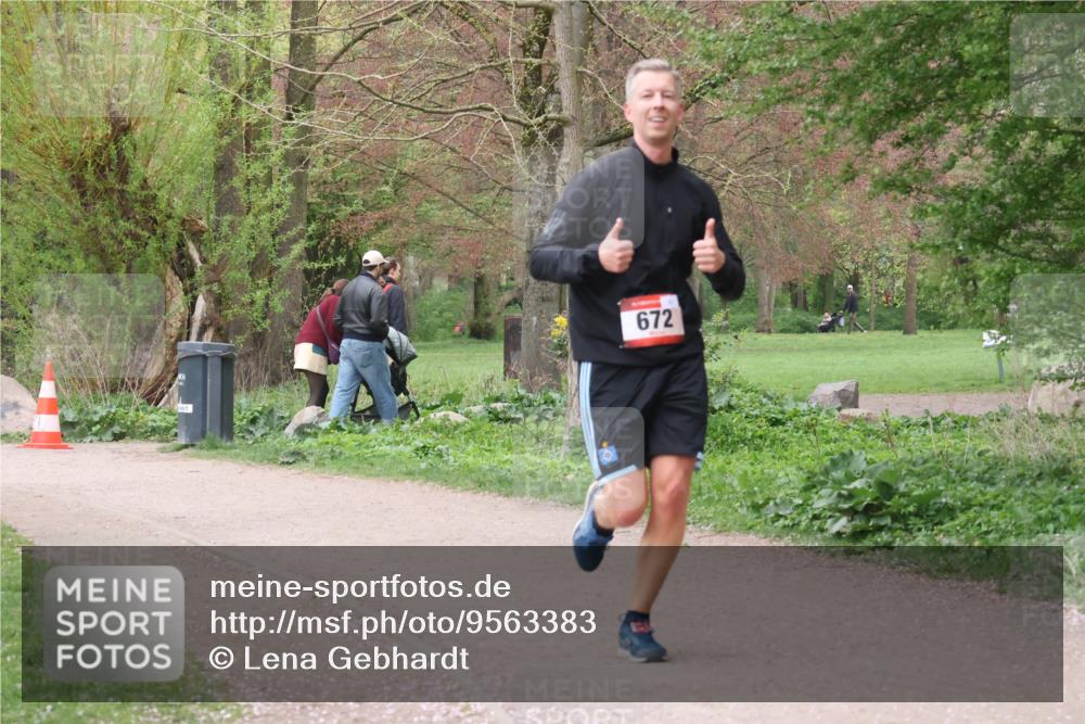 19.04.2026 - Hammer Lauf Lena Gebhardt http://msf.ph/oto/9563383 19.04.2026 10:08:29 Laufen 672 meine-sportfotos.de