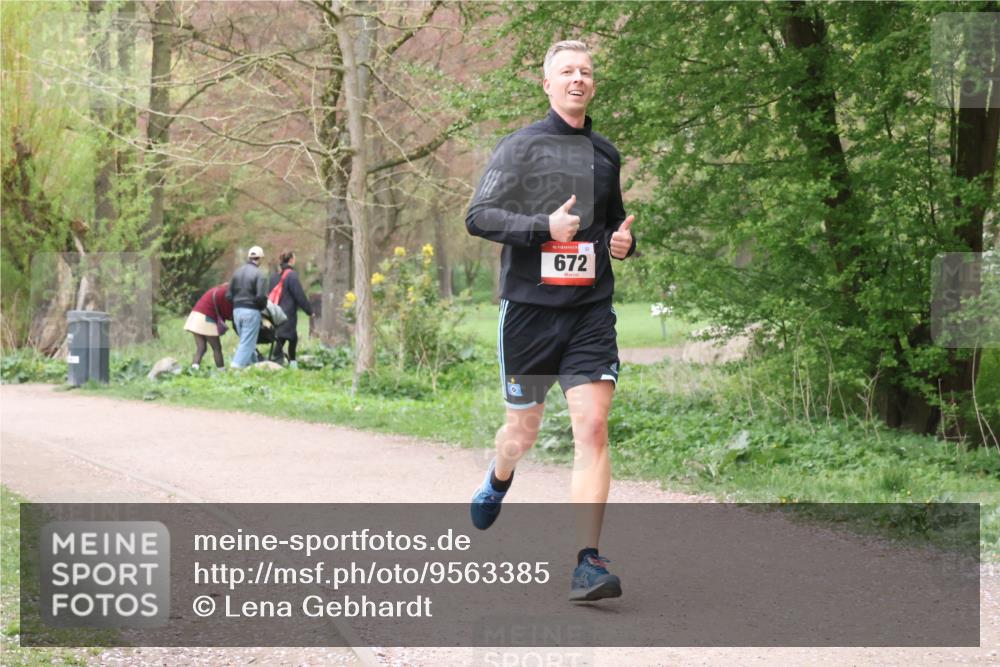 19.04.2026 - Hammer Lauf Lena Gebhardt http://msf.ph/oto/9563385 19.04.2026 10:08:29 Laufen 16, 51, 672 meine-sportfotos.de