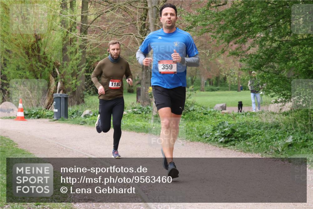 19.04.2026 - Hammer Lauf Lena Gebhardt http://msf.ph/oto/9563460 19.04.2026 10:09:38 Laufen 1182, 16, 359 meine-sportfotos.de