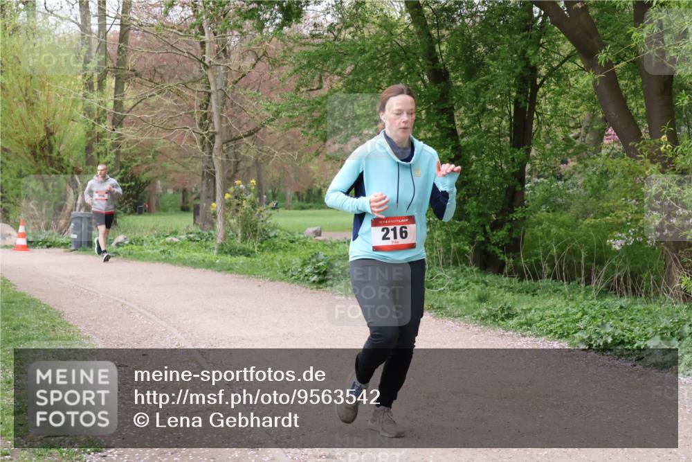 19.04.2026 - Hammer Lauf Lena Gebhardt http://msf.ph/oto/9563542 19.04.2026 10:10:45 Laufen 16, 216 meine-sportfotos.de