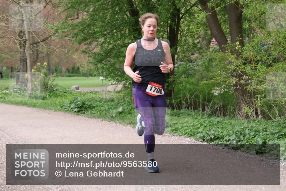 19.04.2026 - Hammer Lauf Lena Gebhardt http://msf.ph/oto/9563580 19.04.2026 10:11:09 Laufen 16, 1708 meine-sportfotos.de