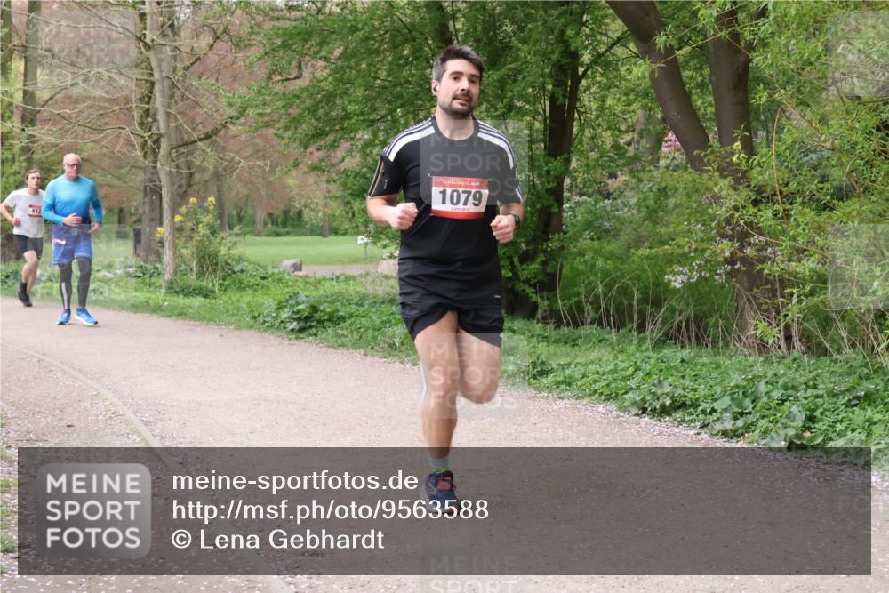 19.04.2026 - Hammer Lauf Lena Gebhardt http://msf.ph/oto/9563588 19.04.2026 10:11:15 Laufen 812, 16, 1079 meine-sportfotos.de