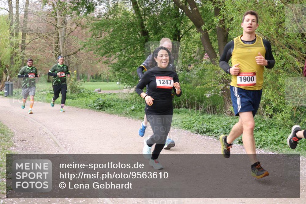 19.04.2026 - Hammer Lauf Lena Gebhardt http://msf.ph/oto/9563610 19.04.2026 10:11:25 Laufen 300, 20, 1247, 16, 1900 meine-sportfotos.de