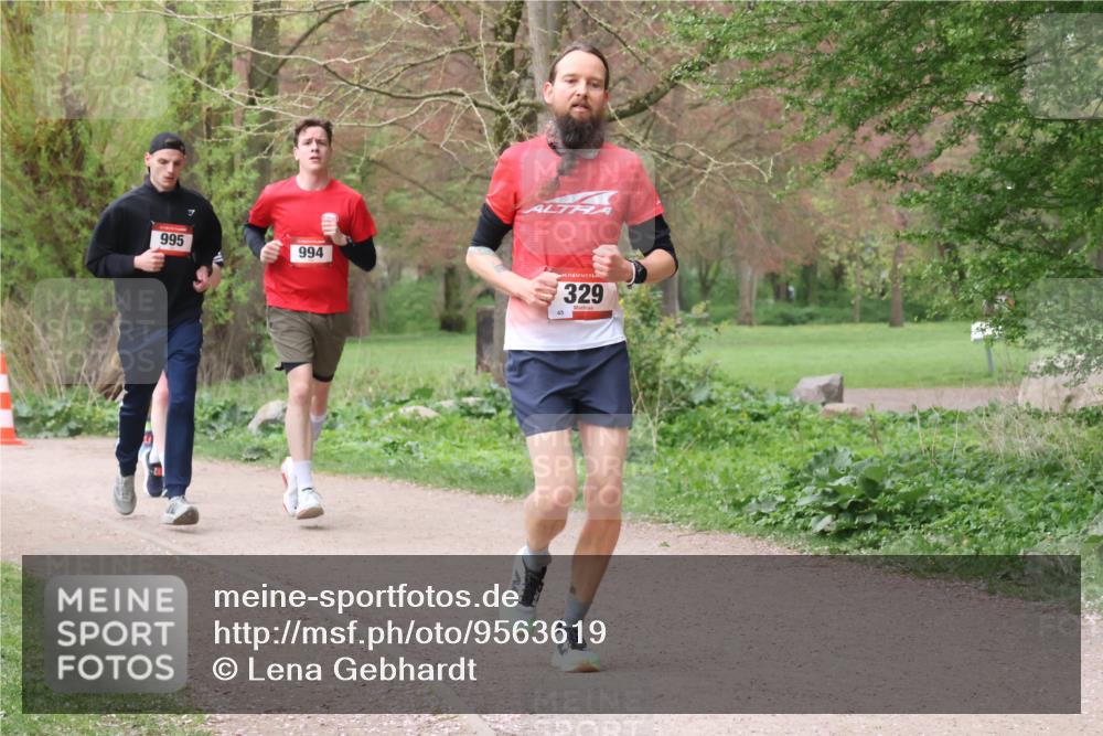 19.04.2026 - Hammer Lauf Lena Gebhardt http://msf.ph/oto/9563619 19.04.2026 10:11:30 Laufen 995, 994, 45, 6, 329 meine-sportfotos.de