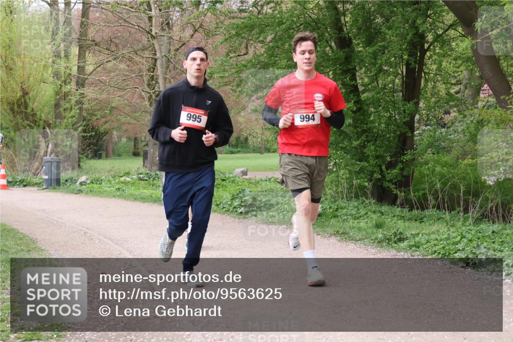 19.04.2026 - Hammer Lauf Lena Gebhardt http://msf.ph/oto/9563625 19.04.2026 10:11:33 Laufen 995, 994 meine-sportfotos.de
