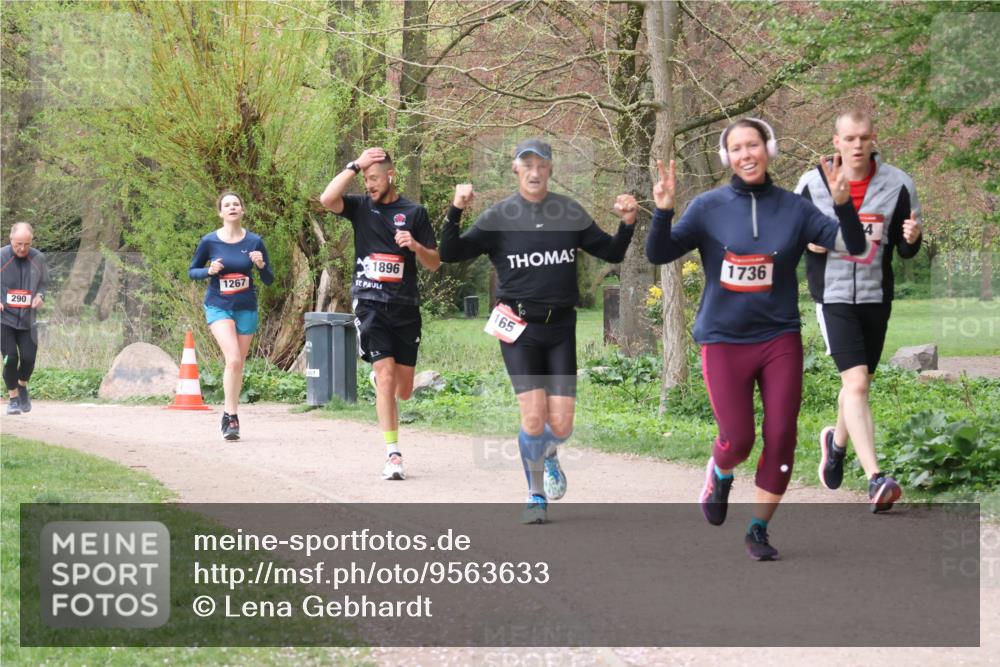 19.04.2026 - Hammer Lauf Lena Gebhardt http://msf.ph/oto/9563633 19.04.2026 10:11:38 Laufen 290, 1736, 1267, 1896, 165, 4 meine-sportfotos.de