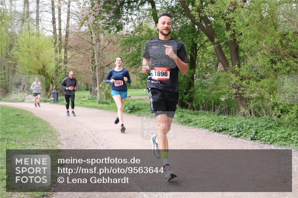 19.04.2026 - Hammer Lauf Lena Gebhardt http://msf.ph/oto/9563644 19.04.2026 10:11:43 Laufen 1267, 1896 meine-sportfotos.de