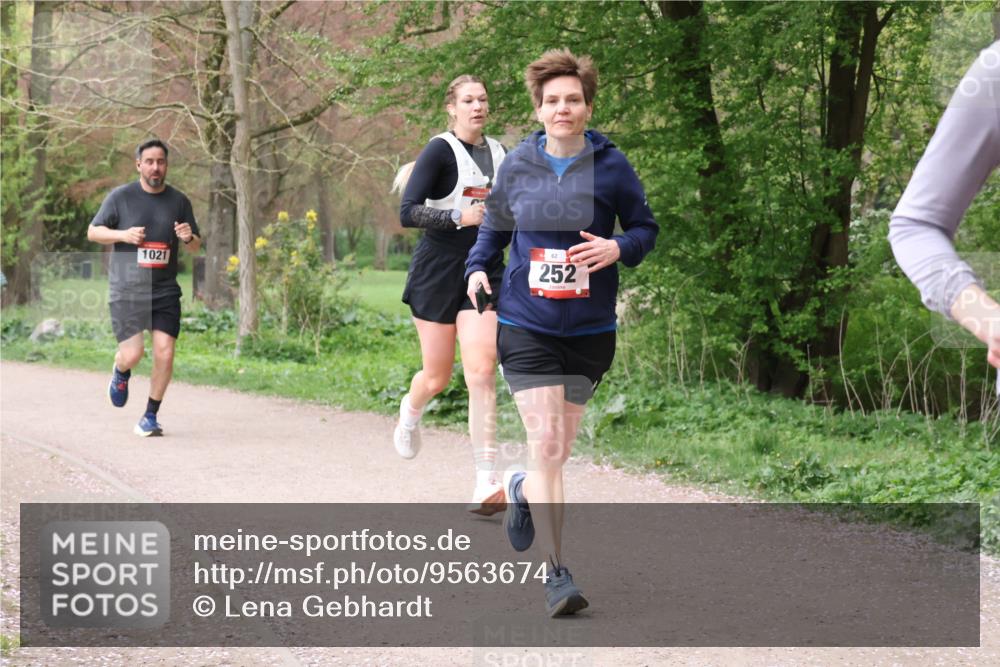 19.04.2026 - Hammer Lauf Lena Gebhardt http://msf.ph/oto/9563674 19.04.2026 10:12:07 Laufen 1021, 62, 252 meine-sportfotos.de