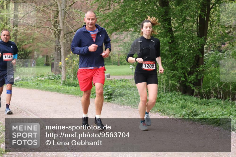 19.04.2026 - Hammer Lauf Lena Gebhardt http://msf.ph/oto/9563704 19.04.2026 10:12:29 Laufen 1842, 1200 meine-sportfotos.de