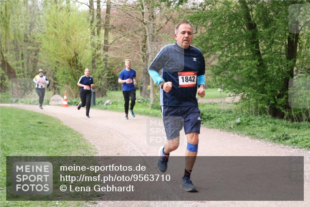 19.04.2026 - Hammer Lauf Lena Gebhardt http://msf.ph/oto/9563710 19.04.2026 10:12:31 Laufen 16, 1842 meine-sportfotos.de