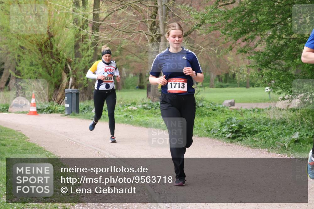 19.04.2026 - Hammer Lauf Lena Gebhardt http://msf.ph/oto/9563718 19.04.2026 10:12:34 Laufen 1239, 16, 1713 meine-sportfotos.de