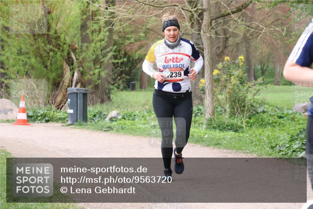 19.04.2026 - Hammer Lauf Lena Gebhardt http://msf.ph/oto/9563720 19.04.2026 10:12:35 Laufen 239 meine-sportfotos.de