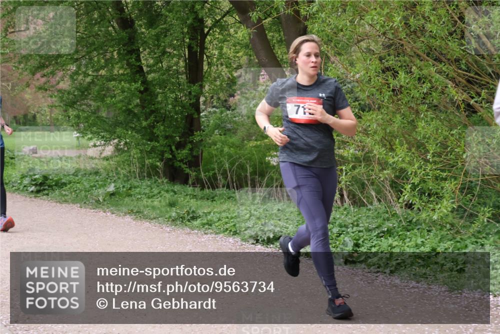 19.04.2026 - Hammer Lauf Lena Gebhardt http://msf.ph/oto/9563734 19.04.2026 10:12:45 Laufen 715 meine-sportfotos.de