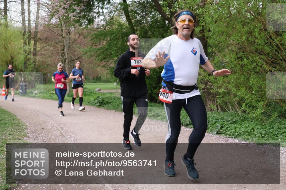 19.04.2026 - Hammer Lauf Lena Gebhardt http://msf.ph/oto/9563741 19.04.2026 10:12:48 Laufen 579, 544, 783, 40 meine-sportfotos.de