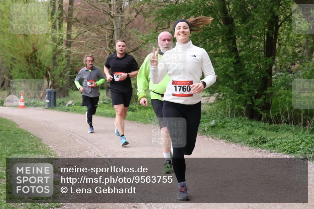 19.04.2026 - Hammer Lauf Lena Gebhardt http://msf.ph/oto/9563755 19.04.2026 10:12:55 Laufen 26, 10, 16, 1760 meine-sportfotos.de