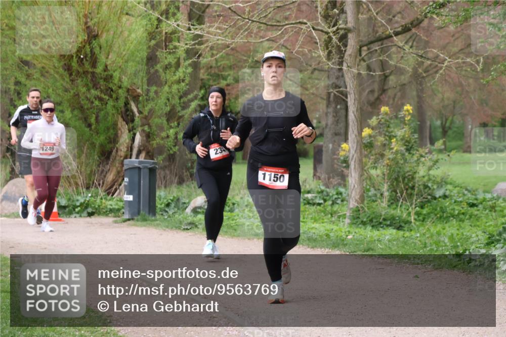 19.04.2026 - Hammer Lauf Lena Gebhardt http://msf.ph/oto/9563769 19.04.2026 10:13:03 Laufen 1249, 234, 1150 meine-sportfotos.de
