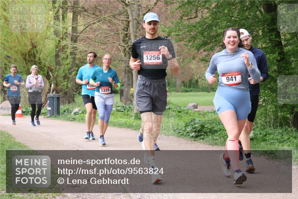 19.04.2026 - Hammer Lauf Lena Gebhardt http://msf.ph/oto/9563824 19.04.2026 10:13:24 Laufen 600, 1293, 1329, 16, 1256, 941 meine-sportfotos.de