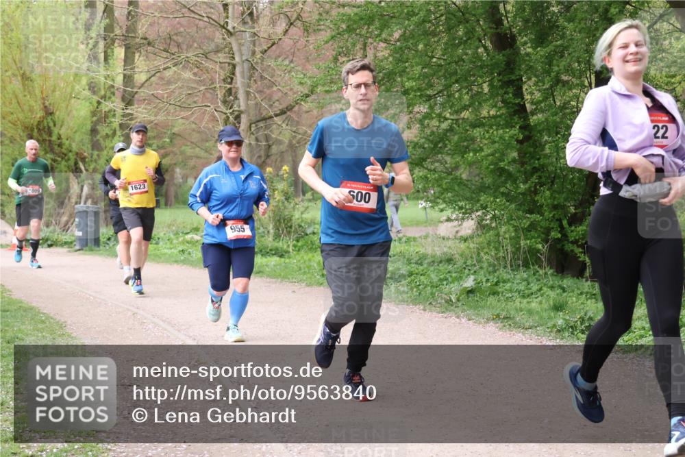 19.04.2026 - Hammer Lauf Lena Gebhardt http://msf.ph/oto/9563840 19.04.2026 10:13:30 Laufen 009, 1623, 955, 500, 22 meine-sportfotos.de