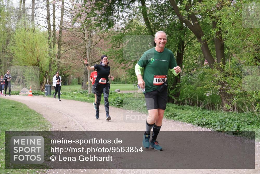 19.04.2026 - Hammer Lauf Lena Gebhardt http://msf.ph/oto/9563854 19.04.2026 10:13:36 Laufen 563, 16, 1009 meine-sportfotos.de