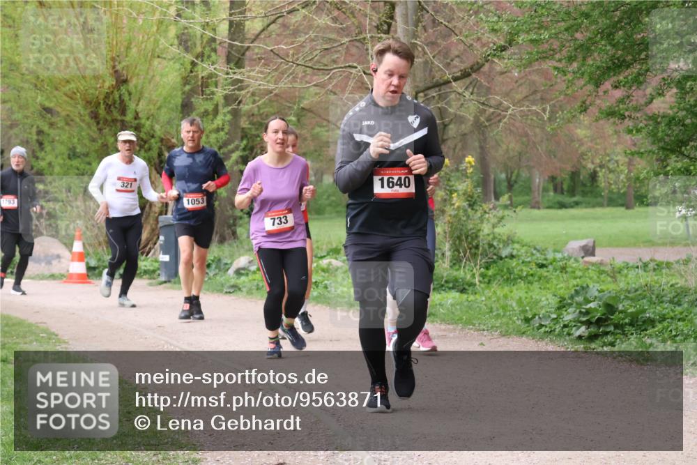 19.04.2026 - Hammer Lauf Lena Gebhardt http://msf.ph/oto/9563871 19.04.2026 10:13:43 Laufen 1793, 321, 1053, 733, 16, 1640 meine-sportfotos.de