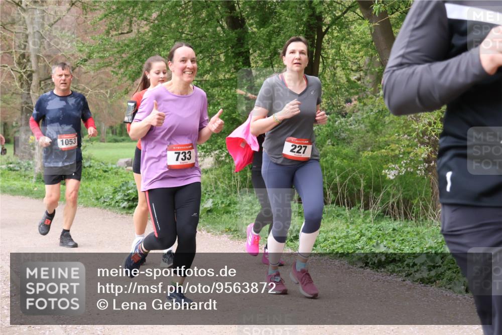 19.04.2026 - Hammer Lauf Lena Gebhardt http://msf.ph/oto/9563872 19.04.2026 10:13:45 Laufen 1053, 16, 733, 16, 227, 1 meine-sportfotos.de