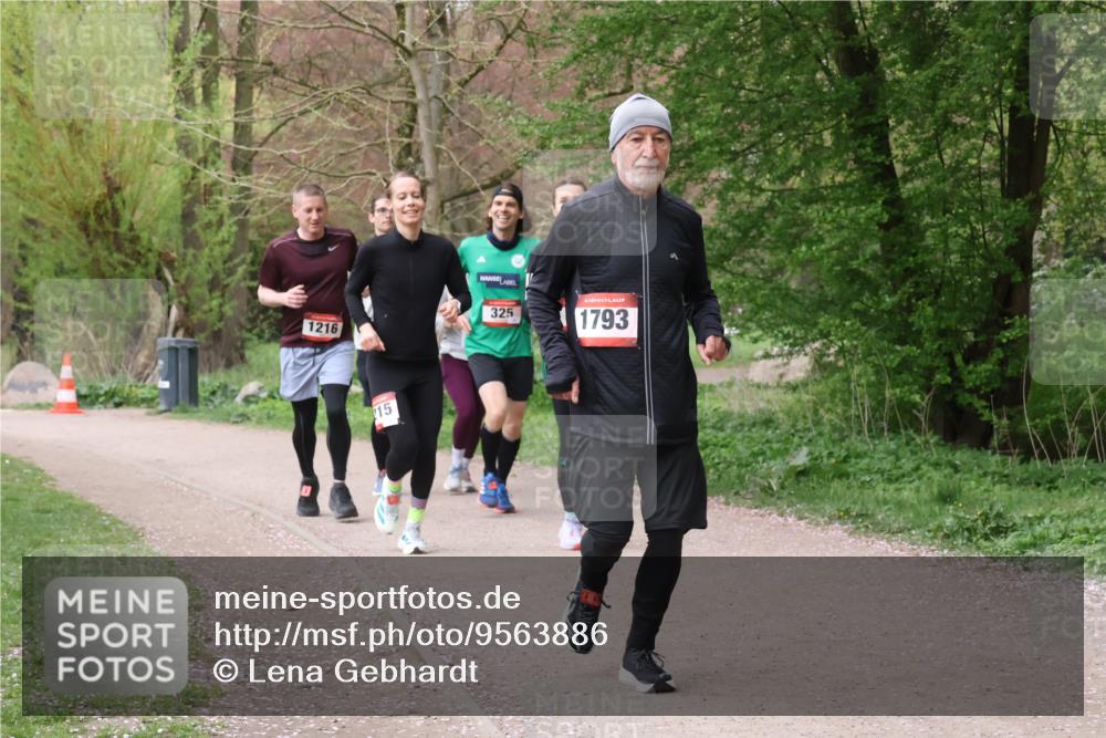 19.04.2026 - Hammer Lauf Lena Gebhardt http://msf.ph/oto/9563886 19.04.2026 10:13:50 Laufen 1216, 215, 325, 1793 meine-sportfotos.de