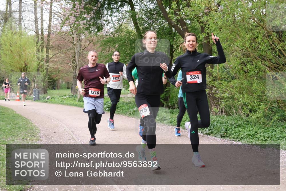 19.04.2026 - Hammer Lauf Lena Gebhardt http://msf.ph/oto/9563892 19.04.2026 10:13:52 Laufen 1216, 1921, 215, 324 meine-sportfotos.de