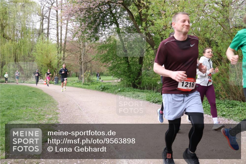 19.04.2026 - Hammer Lauf Lena Gebhardt http://msf.ph/oto/9563898 19.04.2026 10:13:54 Laufen 1216, 786 meine-sportfotos.de