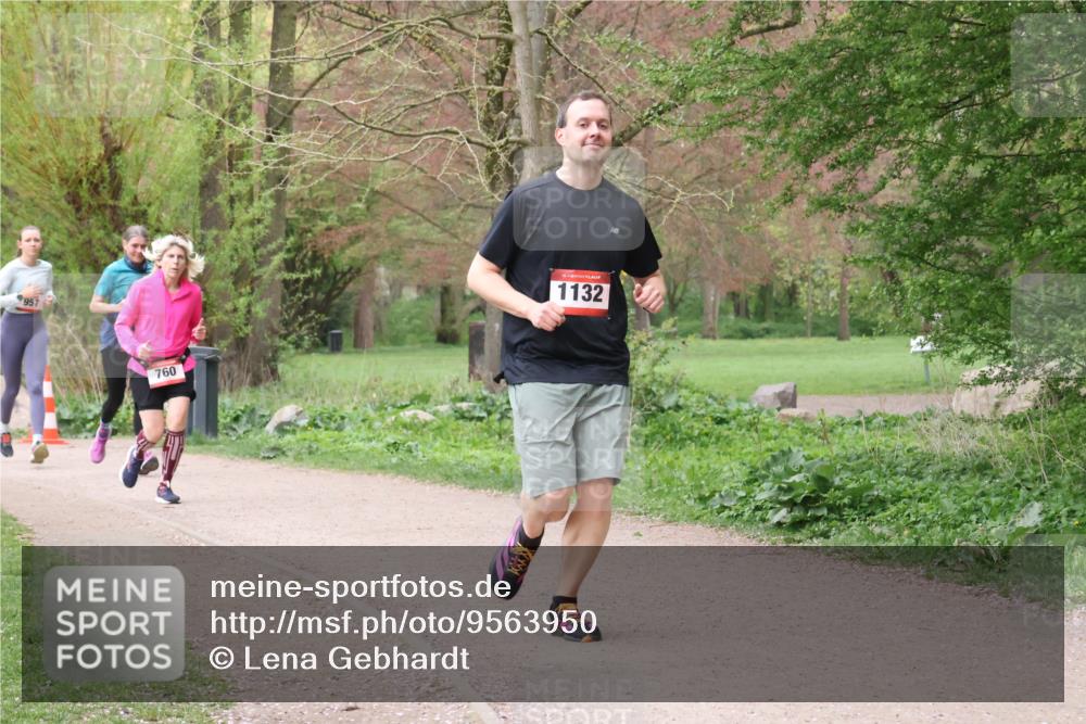 19.04.2026 - Hammer Lauf Lena Gebhardt http://msf.ph/oto/9563950 19.04.2026 10:14:27 Laufen 957, 760, 16, 1132 meine-sportfotos.de