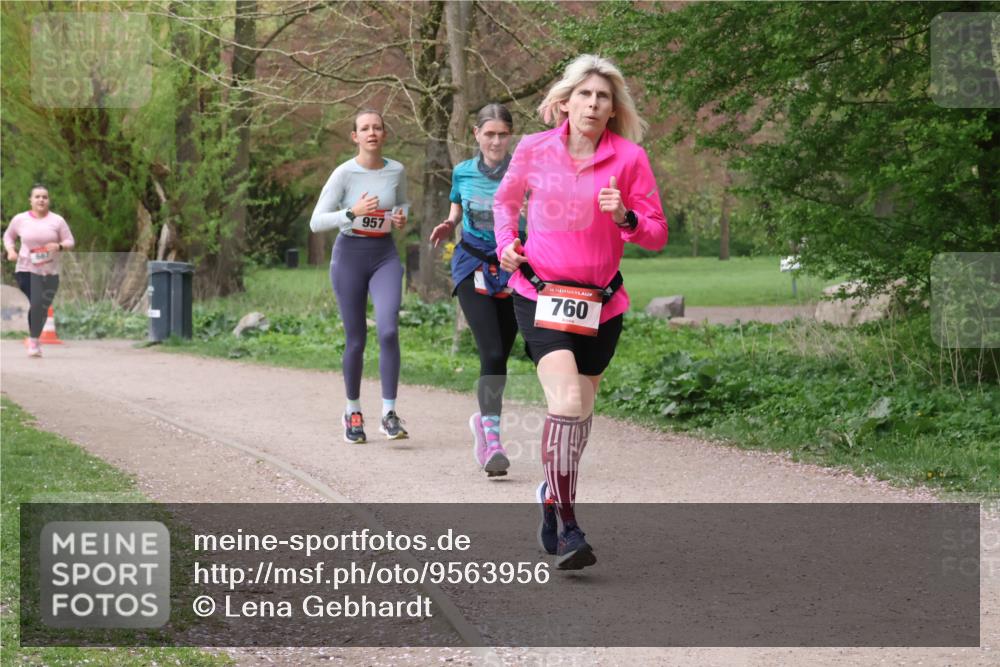 19.04.2026 - Hammer Lauf Lena Gebhardt http://msf.ph/oto/9563956 19.04.2026 10:14:31 Laufen 667, 957, 16, 760 meine-sportfotos.de