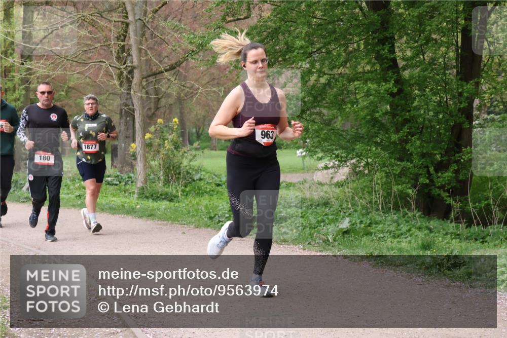 19.04.2026 - Hammer Lauf Lena Gebhardt http://msf.ph/oto/9563974 19.04.2026 10:14:42 Laufen 1877, 180, 963, 96 meine-sportfotos.de