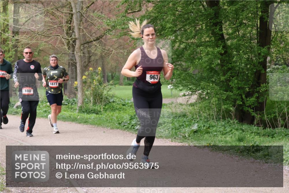 19.04.2026 - Hammer Lauf Lena Gebhardt http://msf.ph/oto/9563975 19.04.2026 10:14:42 Laufen 192, 180, 1877, 16, 963 meine-sportfotos.de