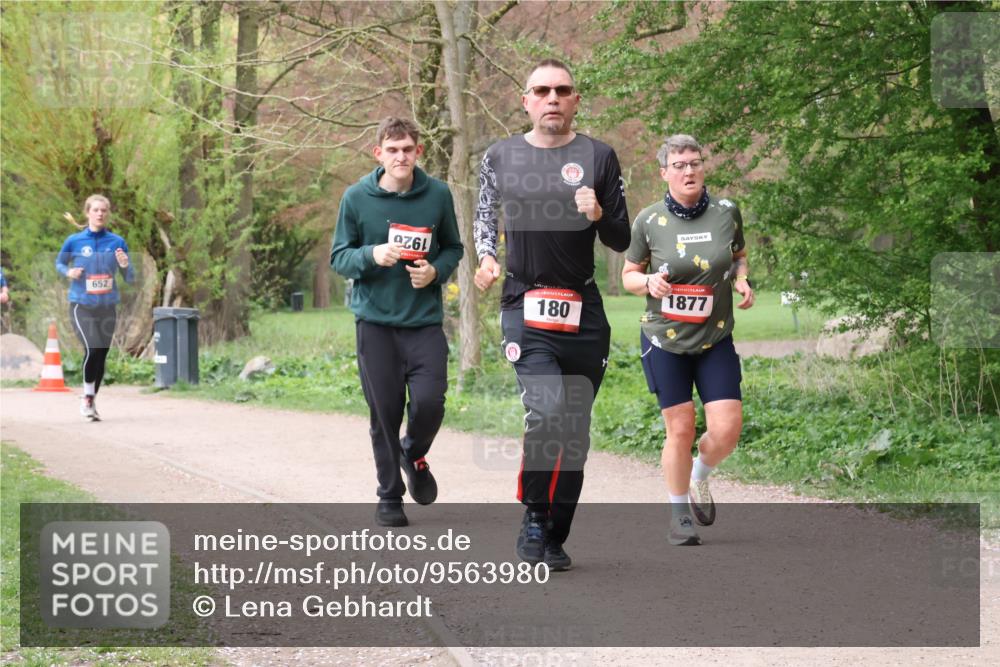 19.04.2026 - Hammer Lauf Lena Gebhardt http://msf.ph/oto/9563980 19.04.2026 10:14:44 Laufen 652, 9761, 180, 1877 meine-sportfotos.de