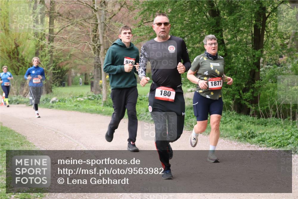 19.04.2026 - Hammer Lauf Lena Gebhardt http://msf.ph/oto/9563982 19.04.2026 10:14:45 Laufen 652, 975, 180, 16, 1877 meine-sportfotos.de