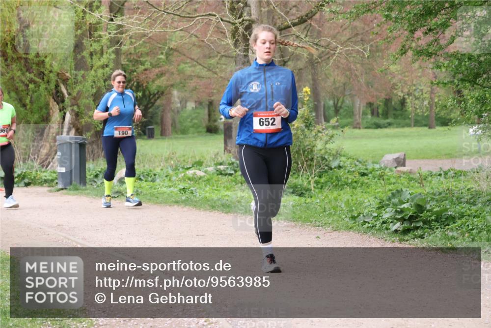 19.04.2026 - Hammer Lauf Lena Gebhardt http://msf.ph/oto/9563985 19.04.2026 10:14:47 Laufen 560, 190, 16, 652 meine-sportfotos.de