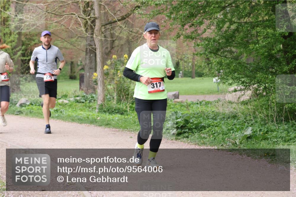 19.04.2026 - Hammer Lauf Lena Gebhardt http://msf.ph/oto/9564006 19.04.2026 10:15:02 Laufen 27, 275, 317 meine-sportfotos.de