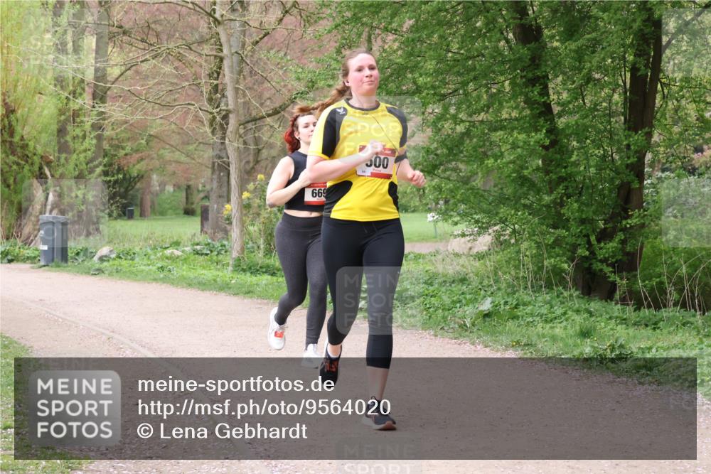 19.04.2026 - Hammer Lauf Lena Gebhardt http://msf.ph/oto/9564020 19.04.2026 10:15:12 Laufen 669, 94, 500 meine-sportfotos.de