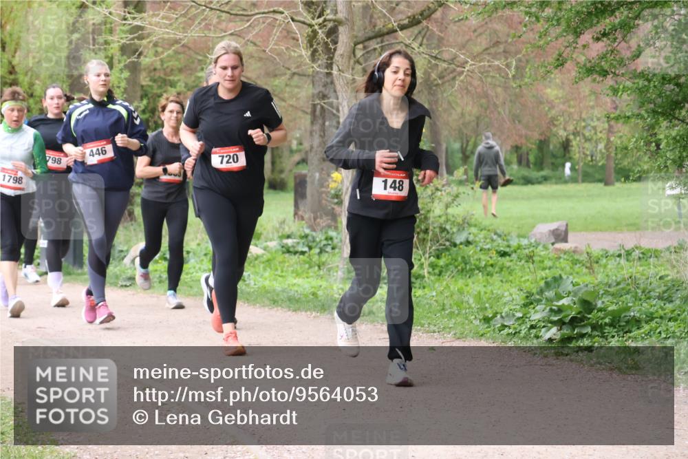 19.04.2026 - Hammer Lauf Lena Gebhardt http://msf.ph/oto/9564053 19.04.2026 10:15:51 Laufen 1798, 798, 446, 720, 16, 148 meine-sportfotos.de