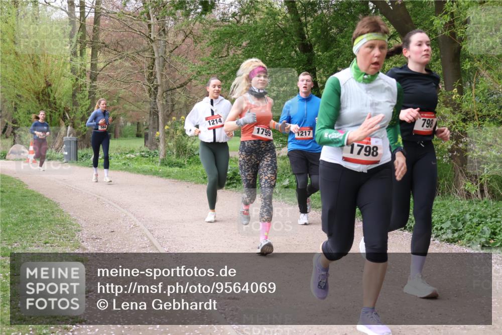 19.04.2026 - Hammer Lauf Lena Gebhardt http://msf.ph/oto/9564069 19.04.2026 10:15:57 Laufen 1214, 1799, 1217, 1798, 798 meine-sportfotos.de