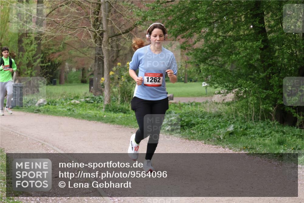 19.04.2026 - Hammer Lauf Lena Gebhardt http://msf.ph/oto/9564096 19.04.2026 10:16:20 Laufen 1210, 16, 1262 meine-sportfotos.de