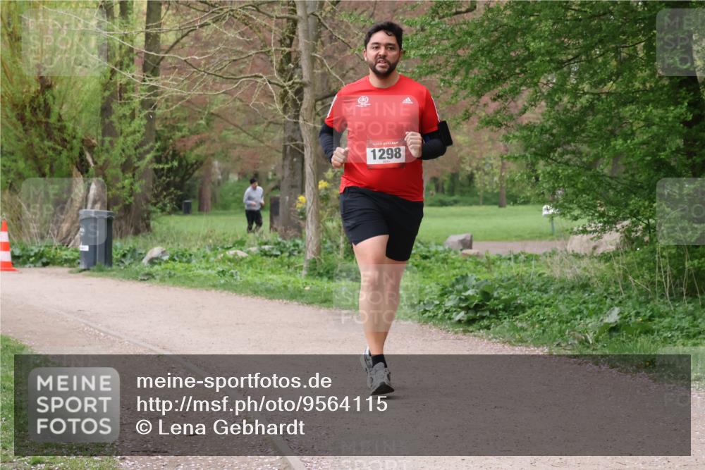 19.04.2026 - Hammer Lauf Lena Gebhardt http://msf.ph/oto/9564115 19.04.2026 10:16:32 Laufen 1298 meine-sportfotos.de