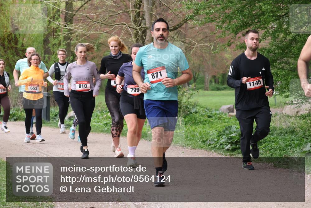 19.04.2026 - Hammer Lauf Lena Gebhardt http://msf.ph/oto/9564124 19.04.2026 10:16:40 Laufen 9, 830, 653, 12, 910, 799, 871, 10, 1145 meine-sportfotos.de
