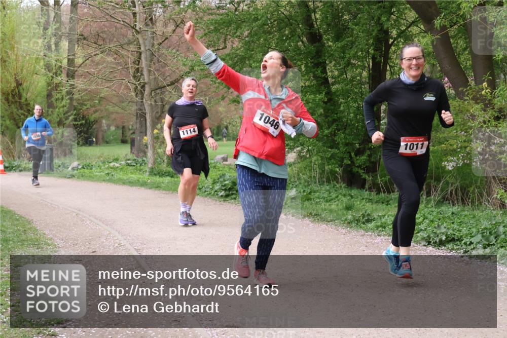 19.04.2026 - Hammer Lauf Lena Gebhardt http://msf.ph/oto/9564165 19.04.2026 10:17:02 Laufen 1850, 1114, 16, 1046, 16, 1011 meine-sportfotos.de