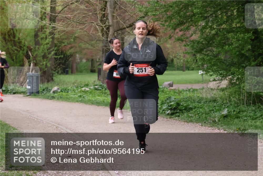 19.04.2026 - Hammer Lauf Lena Gebhardt http://msf.ph/oto/9564195 19.04.2026 10:17:22 Laufen 45, 16, 251 meine-sportfotos.de