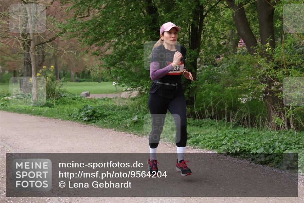 19.04.2026 - Hammer Lauf Lena Gebhardt http://msf.ph/oto/9564204 19.04.2026 10:17:28 Laufen 32 meine-sportfotos.de